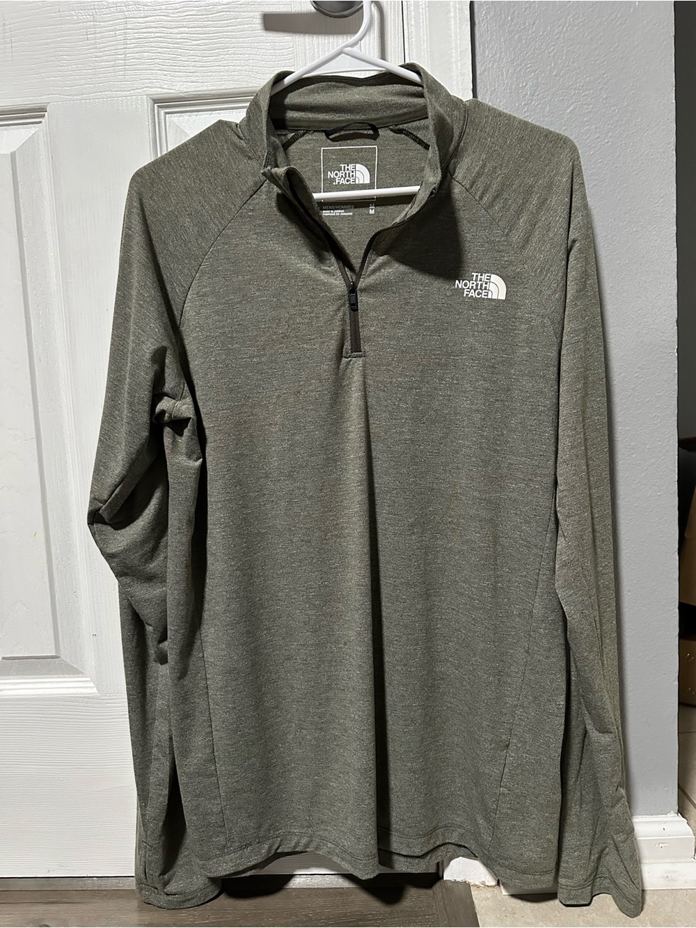 The North Face Men’s Gray Size Medium Half-Zip Pullover